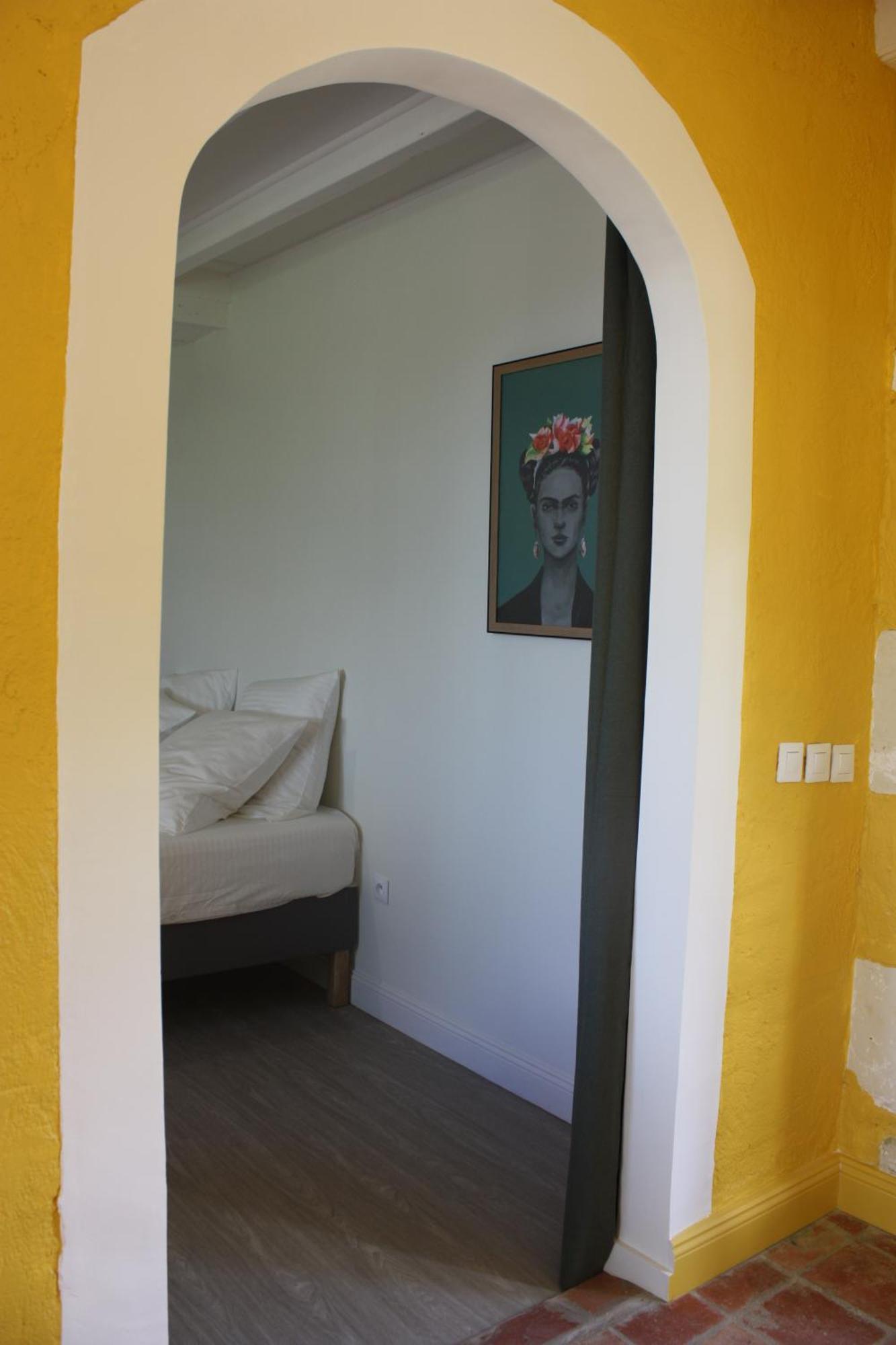 Les Chambres D'Emma Le Liege Luaran gambar